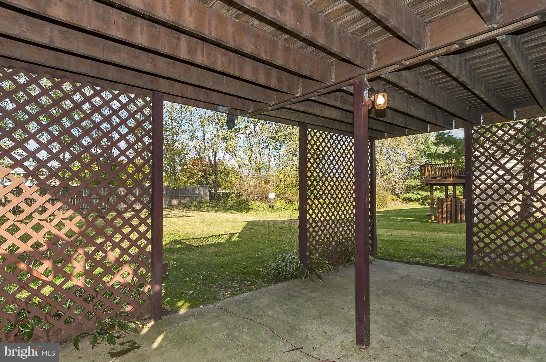 6992 Rockfield Road Baltimore, MD 21244 - Photo 20 of 23 Exterior (Rear)