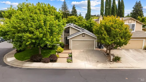 $710,000 | 333 Saybrook Avenue, Vacaville, CA 95687