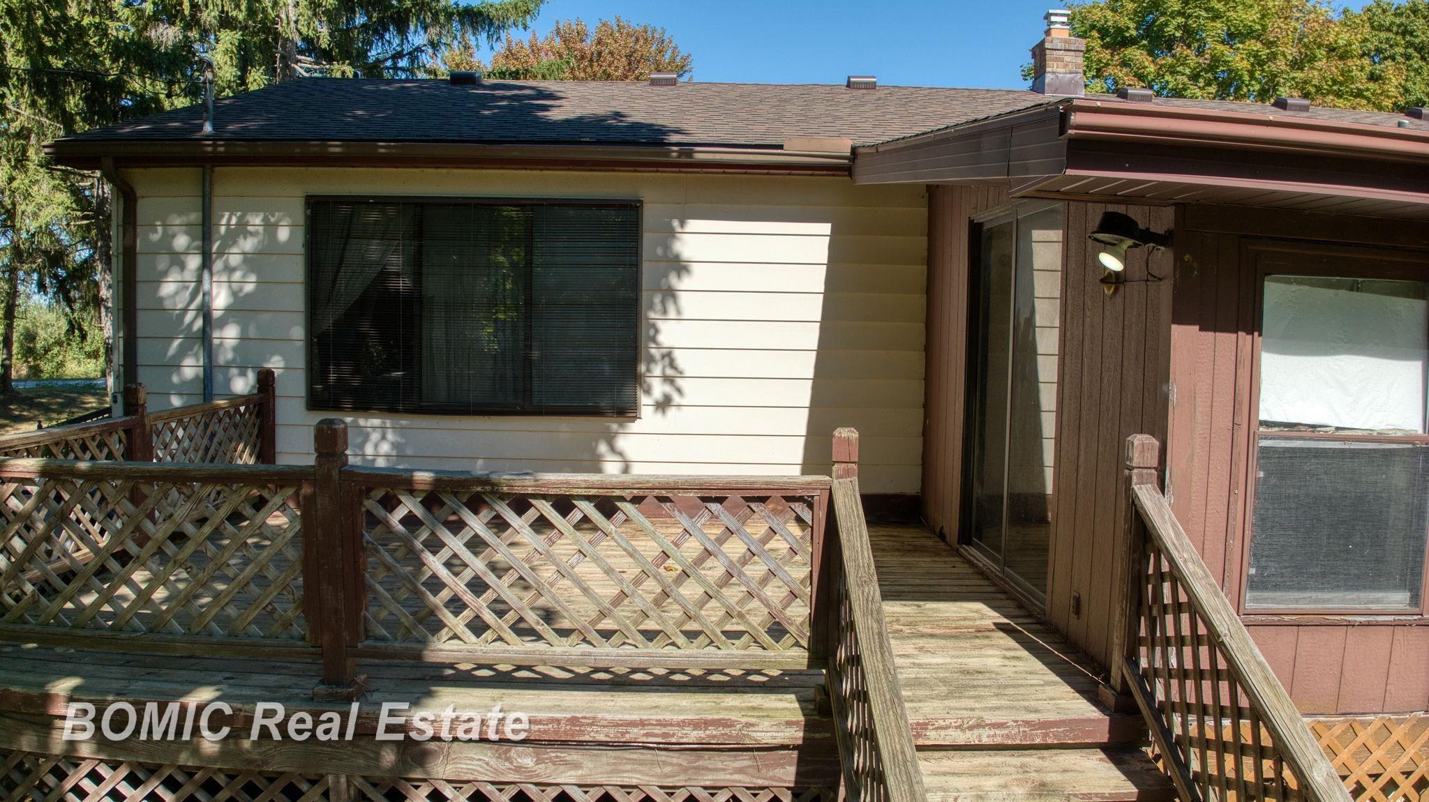 5027 West Willard Road Birch Run, MI 48415 - Photo 28 of 44 50157101-e5e000f2-6e00-4e4f-930c-7085e4ea5506.JPG