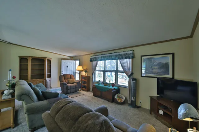 $370,000 | 30348 422nd Lane, Aitkin, MN 56431