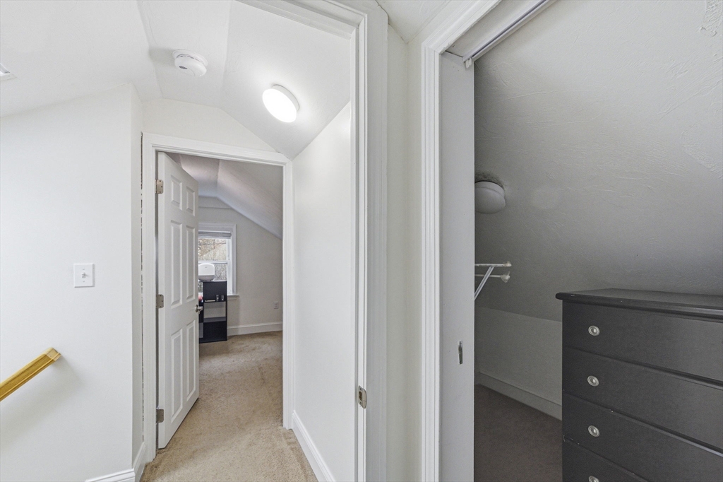 39 Brook Street Mansfield, MA 02048 - Photo 20 of 38