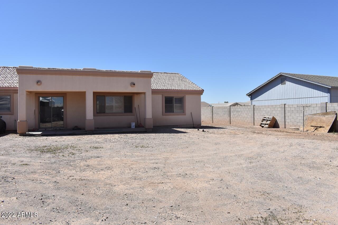 13911 South Durango Road Arizona City, AZ 85123 - Photo 20 of 21 Large yard