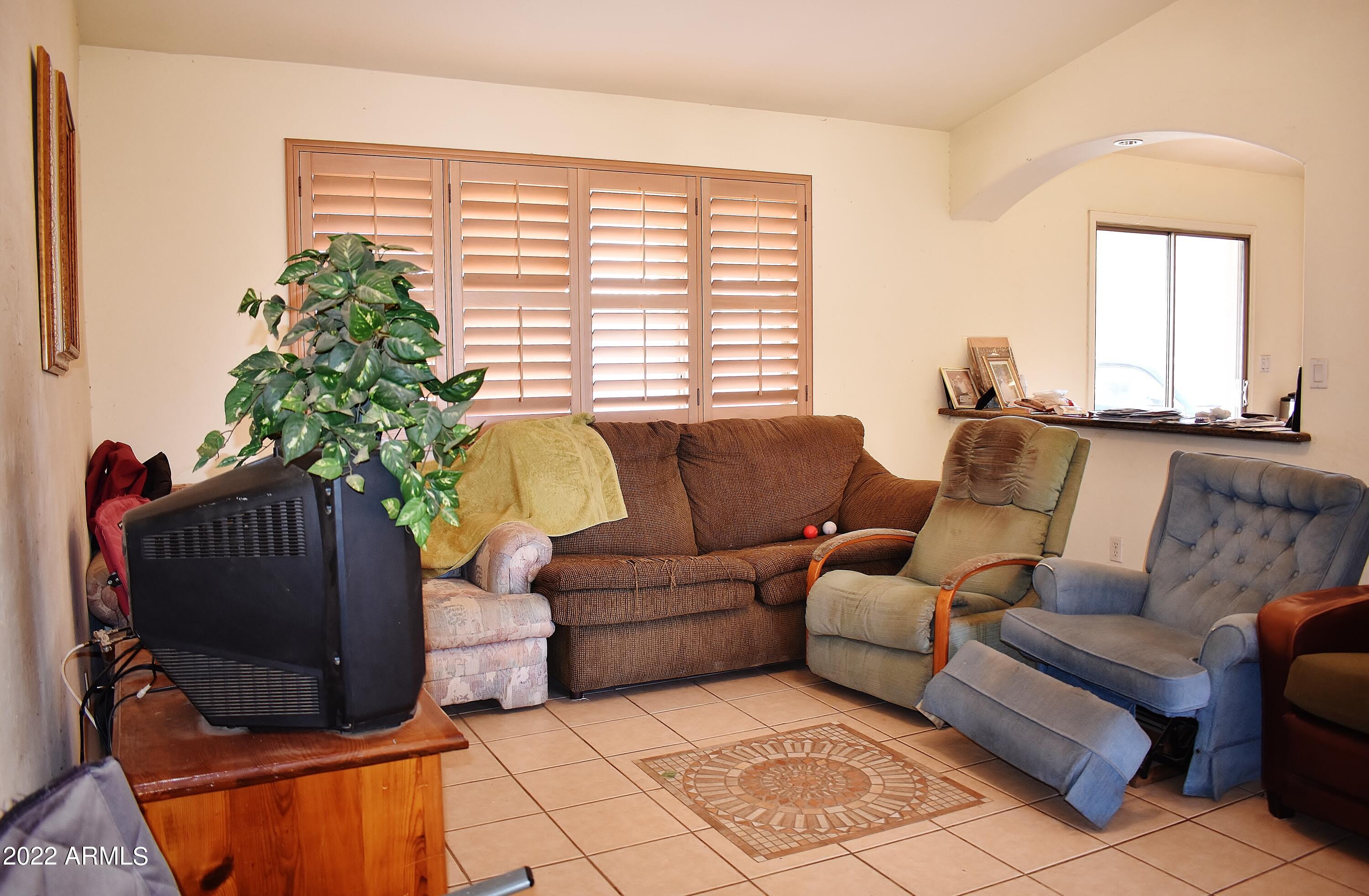 13911 South Durango Road Arizona City, AZ 85123 - Photo 5 of 21 Great room