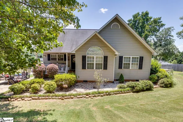 $294,900 | 100 Sycamore Drive, Pickens, SC 29671