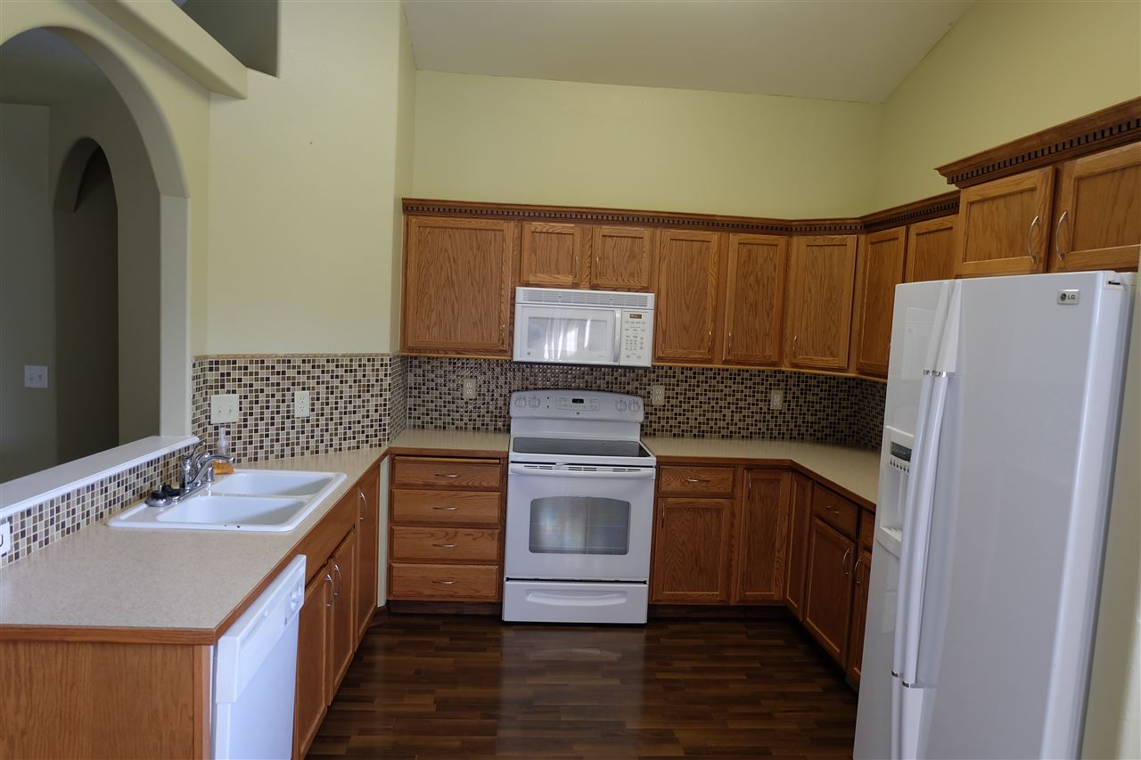 602 South Michigan Road Spokane Valley, WA 99016 - Photo 3 of 20