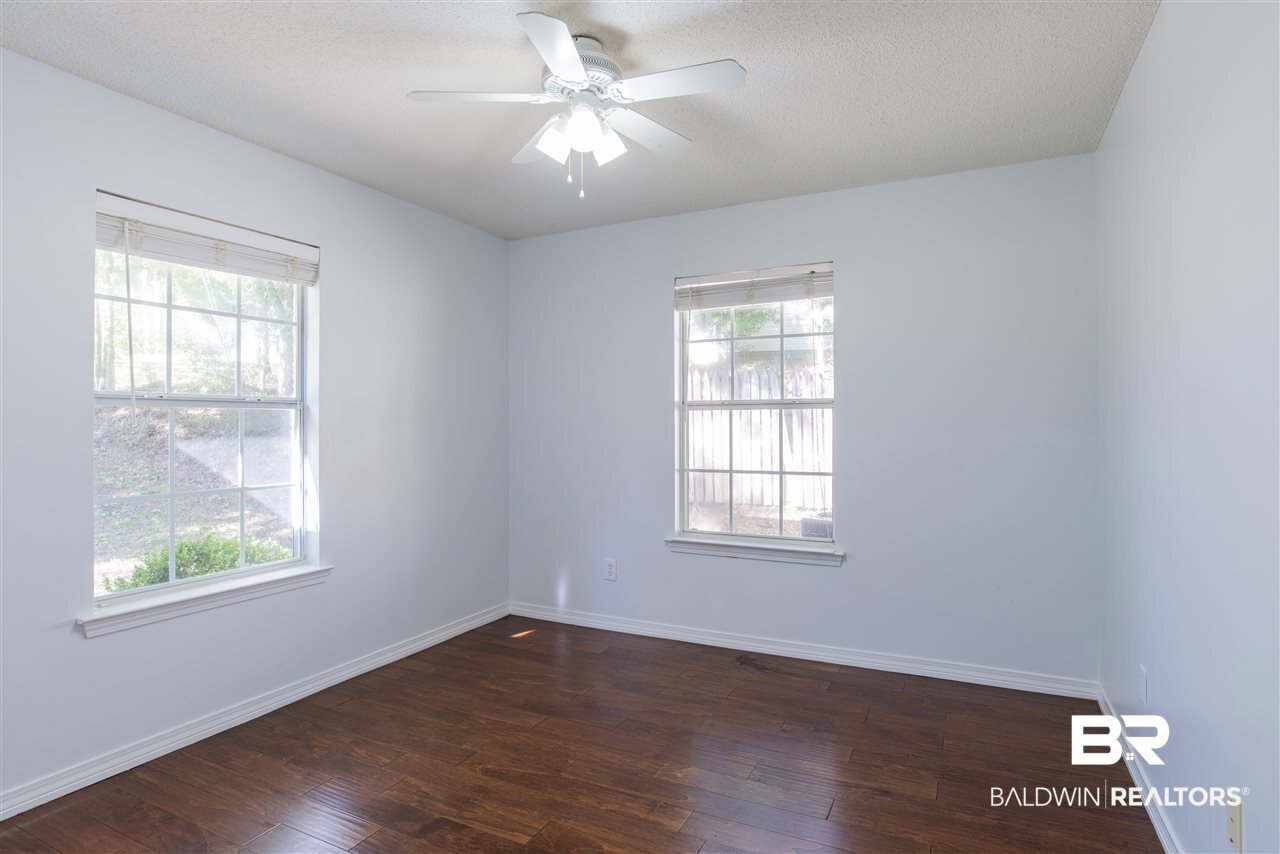 251 Ridgewood Drive Daphne, AL 36526 - Photo 7 of 21