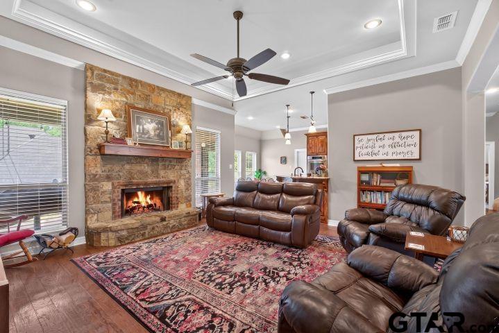 2000 Winding Run Lane Longview, TX 75605 - Photo 11 of 42