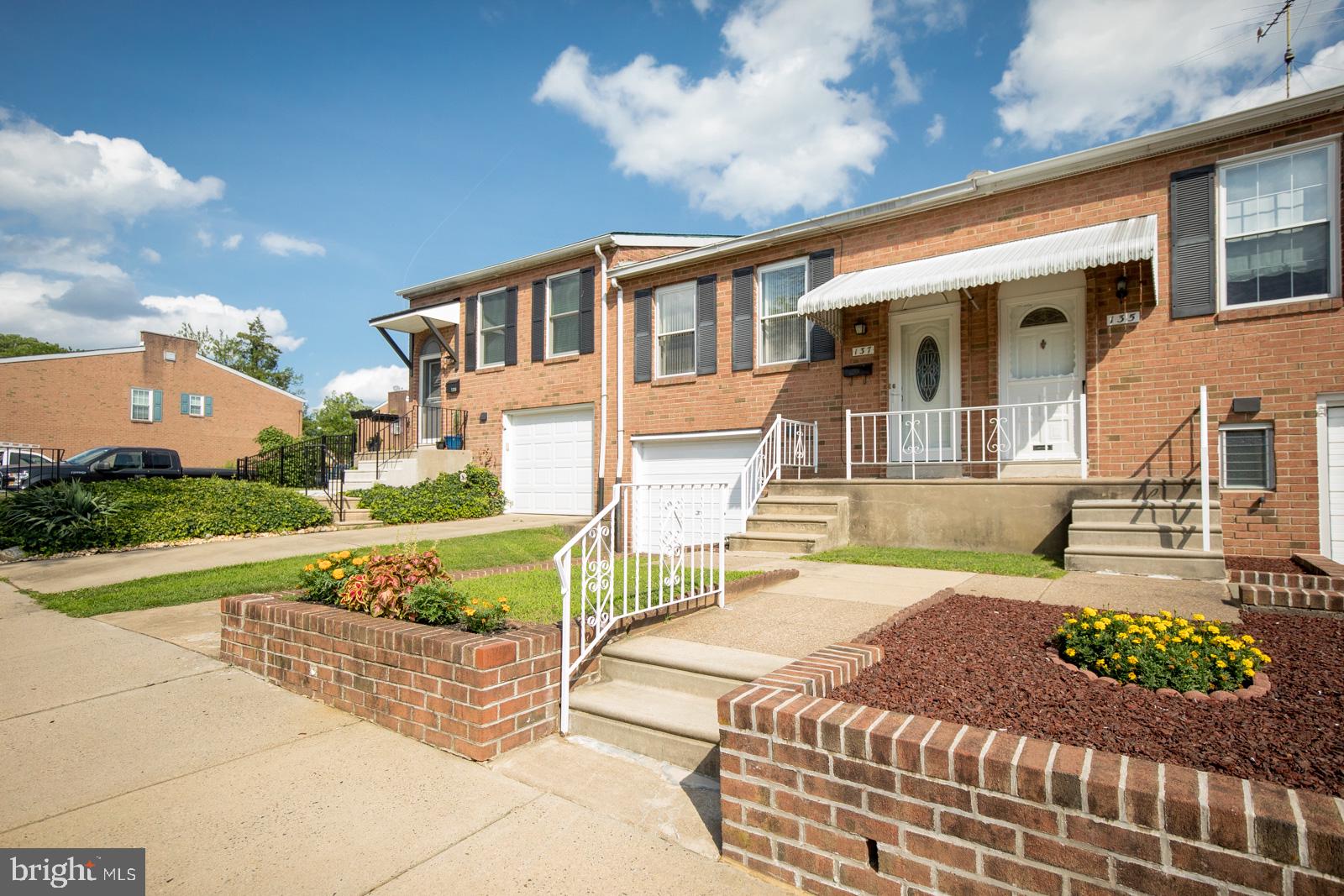 137 Greendale Road Philadelphia, PA 19154 - Photo 3 of 34