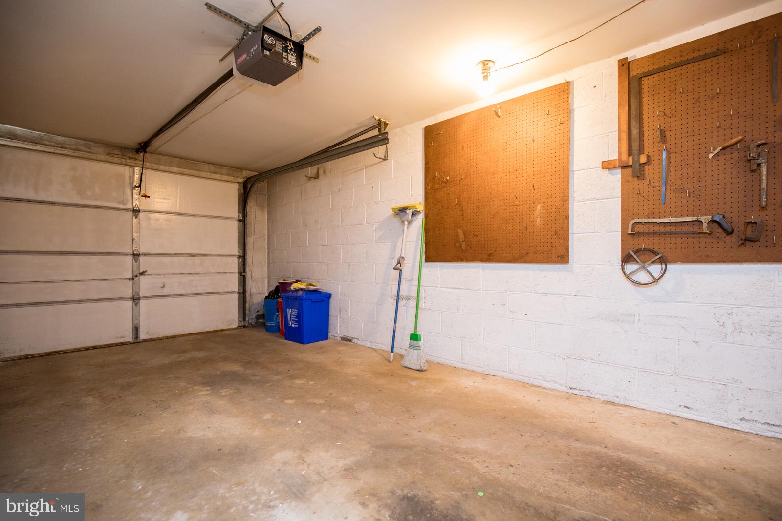 137 Greendale Road Philadelphia, PA 19154 - Photo 30 of 34