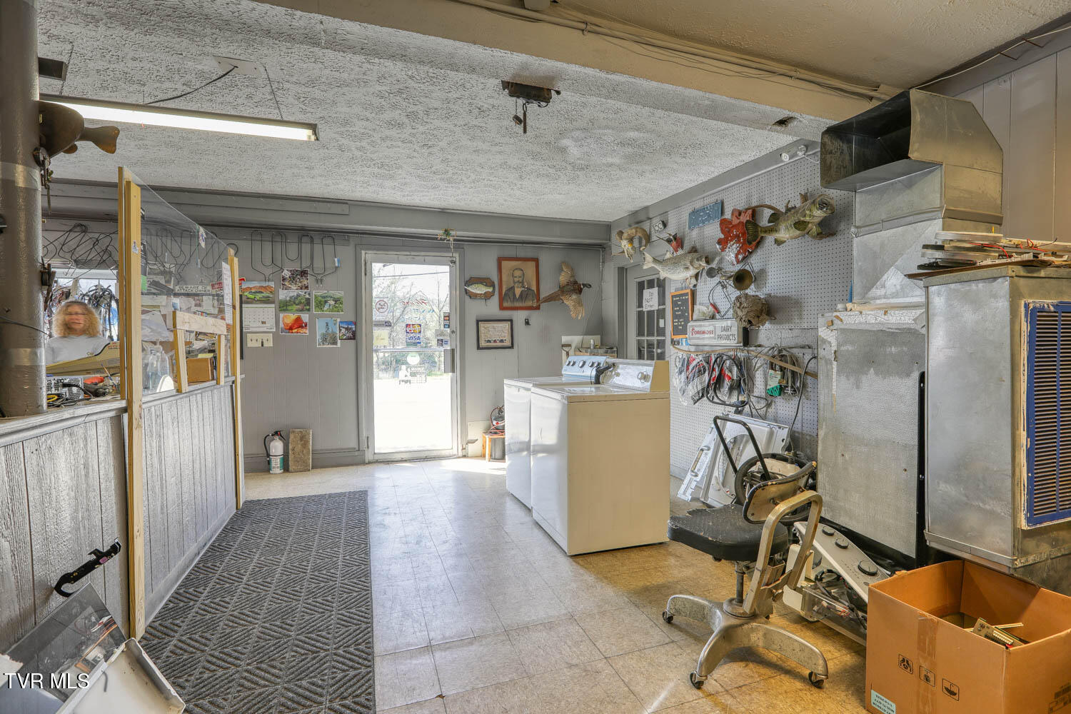 1824-1828 Netherland Inn Road Kingsport, TN 37660 - Photo 21 of 47 Netherland Inn. Kpt MLSb (5 of 31)