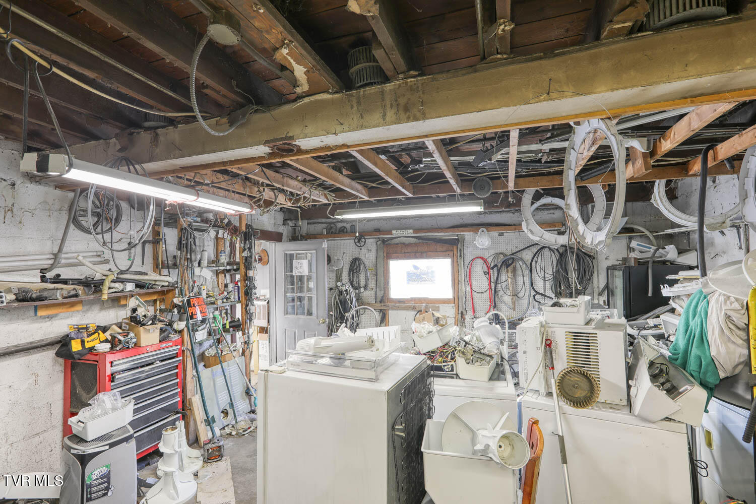 1824-1828 Netherland Inn Road Kingsport, TN 37660 - Photo 23 of 47 Netherland Inn. Kpt MLSb (7 of 31)