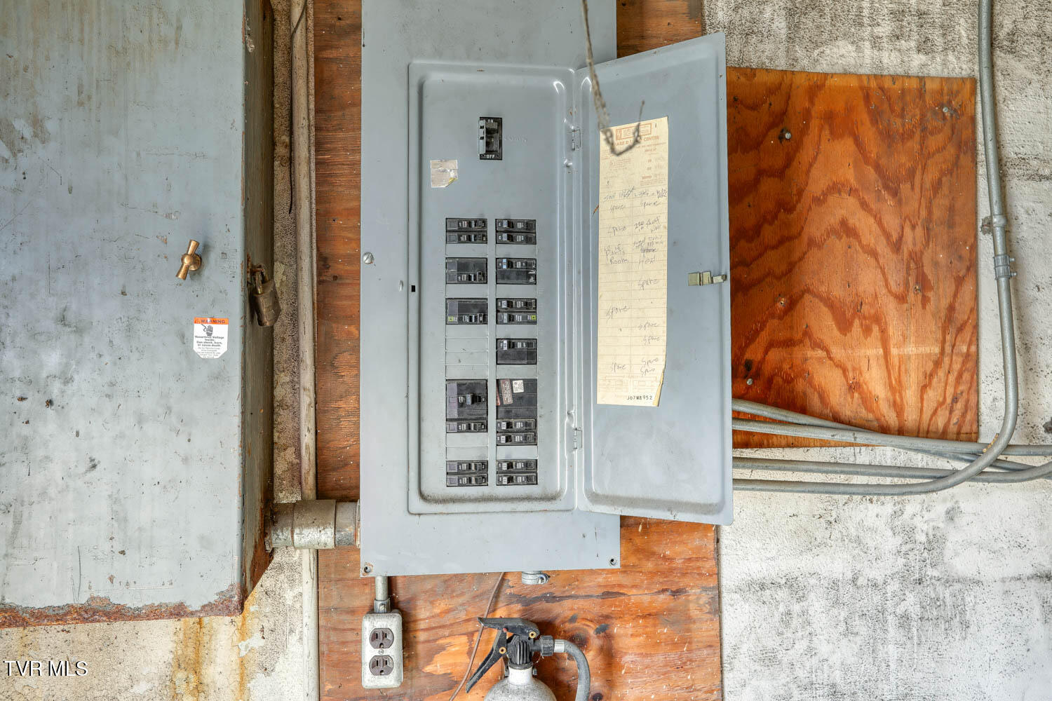 1824-1828 Netherland Inn Road Kingsport, TN 37660 - Photo 25 of 47 Netherland Inn. Kpt MLSb (9 of 31)