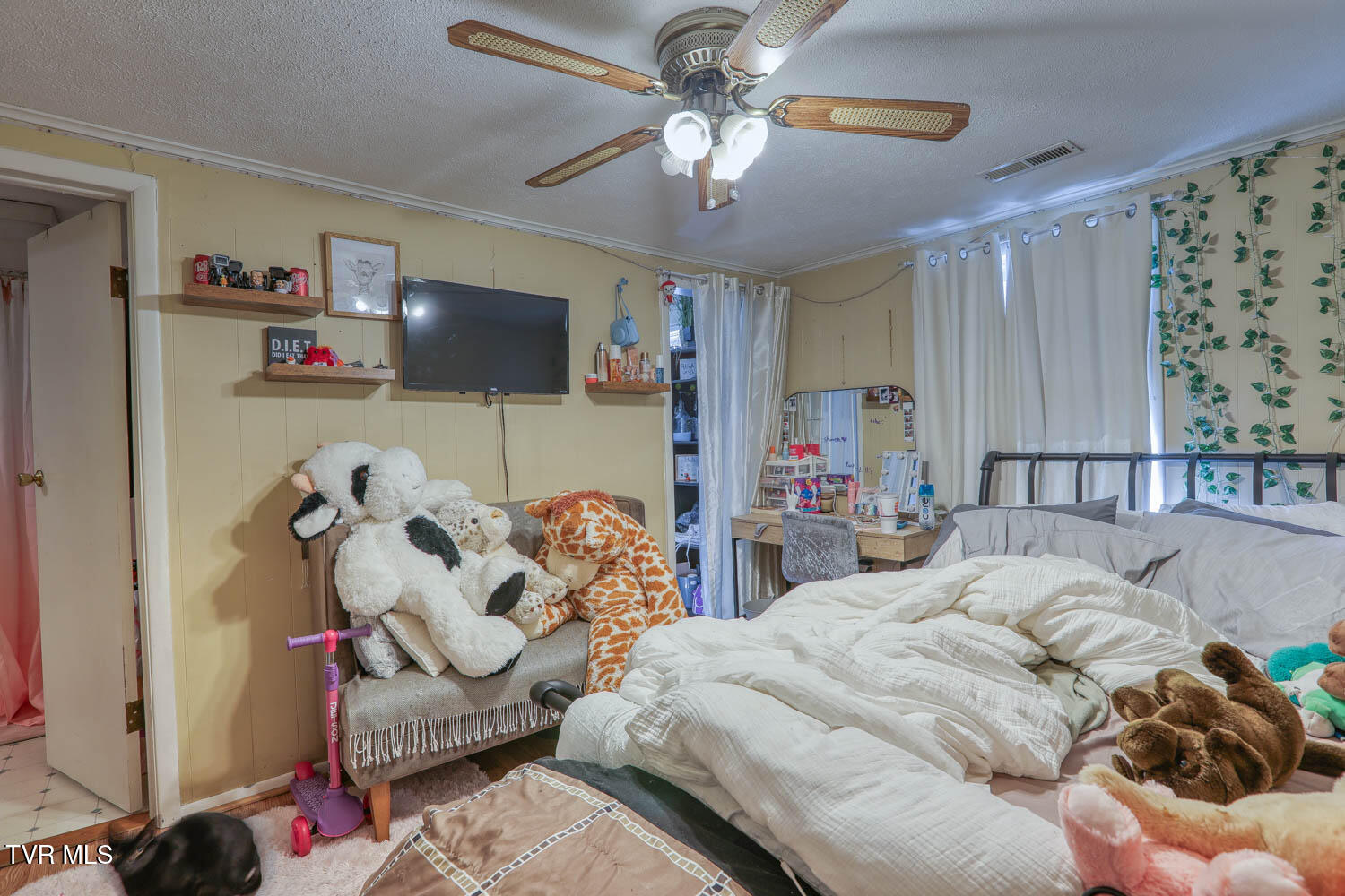 1824-1828 Netherland Inn Road Kingsport, TN 37660 - Photo 39 of 47 Netherland Inn. Kpt MLSb (23 of 31)