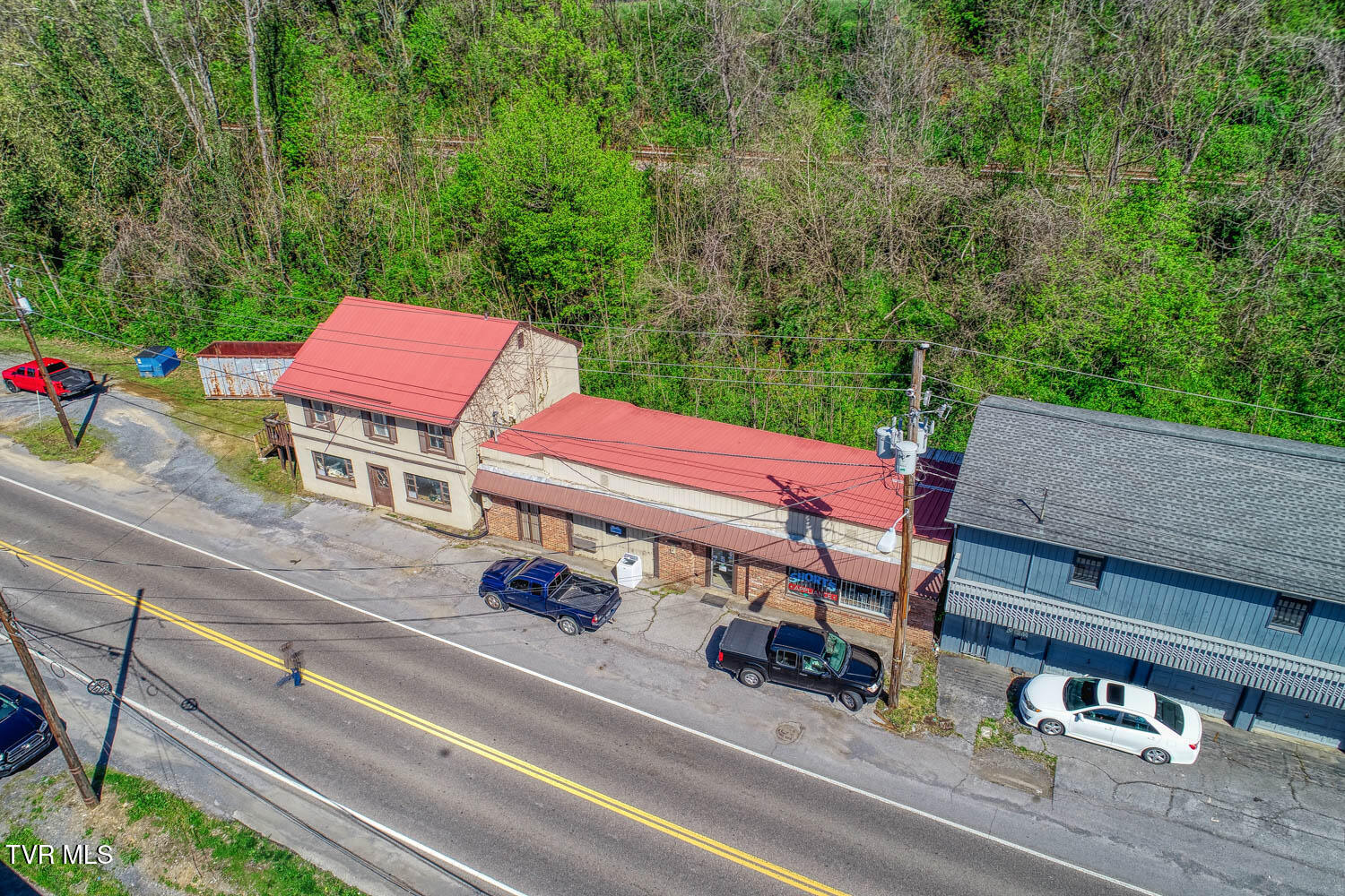 1824-1828 Netherland Inn Road Kingsport, TN 37660 - Photo 7 of 47 Netherland Inn. Kpt MLSa (7 of 16)