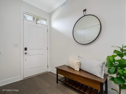 $950,000 | 37 South Chestnut Avenue, Arlington Heights, IL 60005