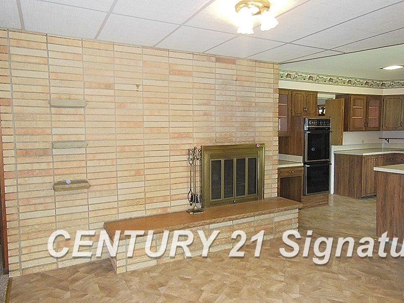 5063 Calkins Road Flint, MI 48532 - Photo 14 of 33