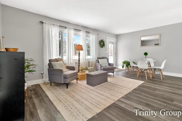 $279,900 | 100 West Brooks Street, Newaygo, MI 49337