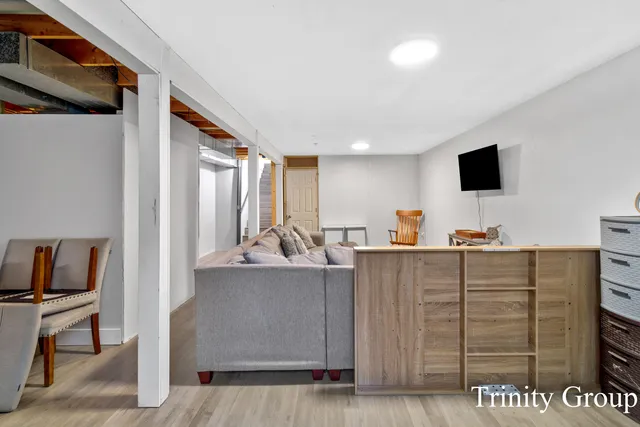 $279,900 | 100 West Brooks Street, Newaygo, MI 49337