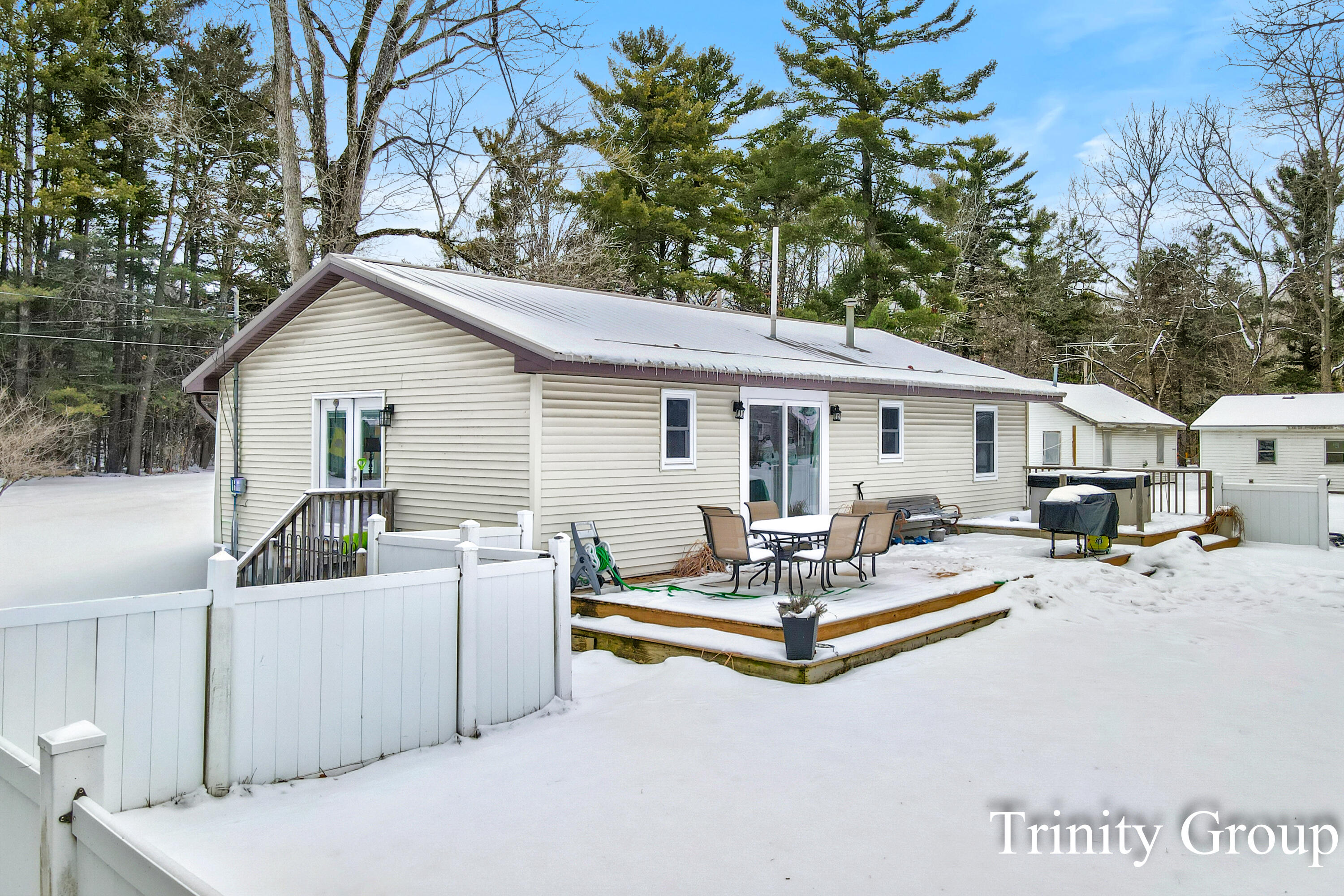 100 West Brooks Street Newaygo, MI 49337 - Photo 31 of 36 Katrina Lockard - 100 W Brooks Street (4