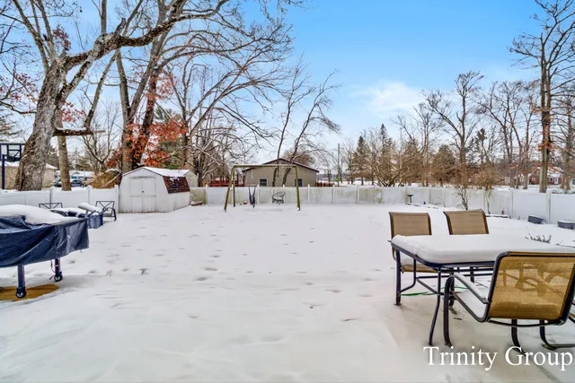 $279,900 | 100 West Brooks Street, Newaygo, MI 49337