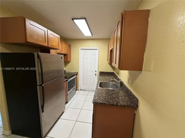 $1,450 | 2534 Northwest 139th Street, Unit 2, Opa-Locka, FL 33054