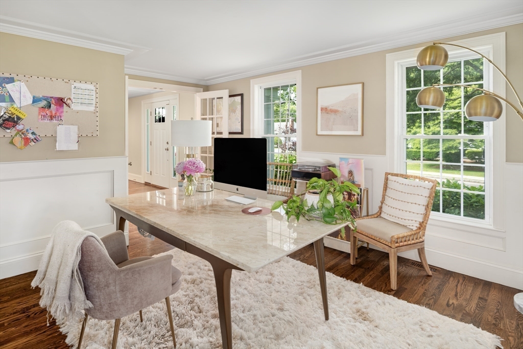 122 Smith Drive Westwood, MA 02090 - Photo 13 of 31