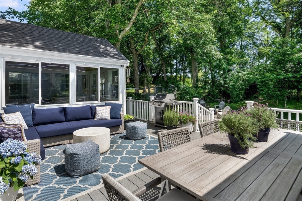 122 Smith Drive Westwood, MA 02090 - Photo 24 of 31