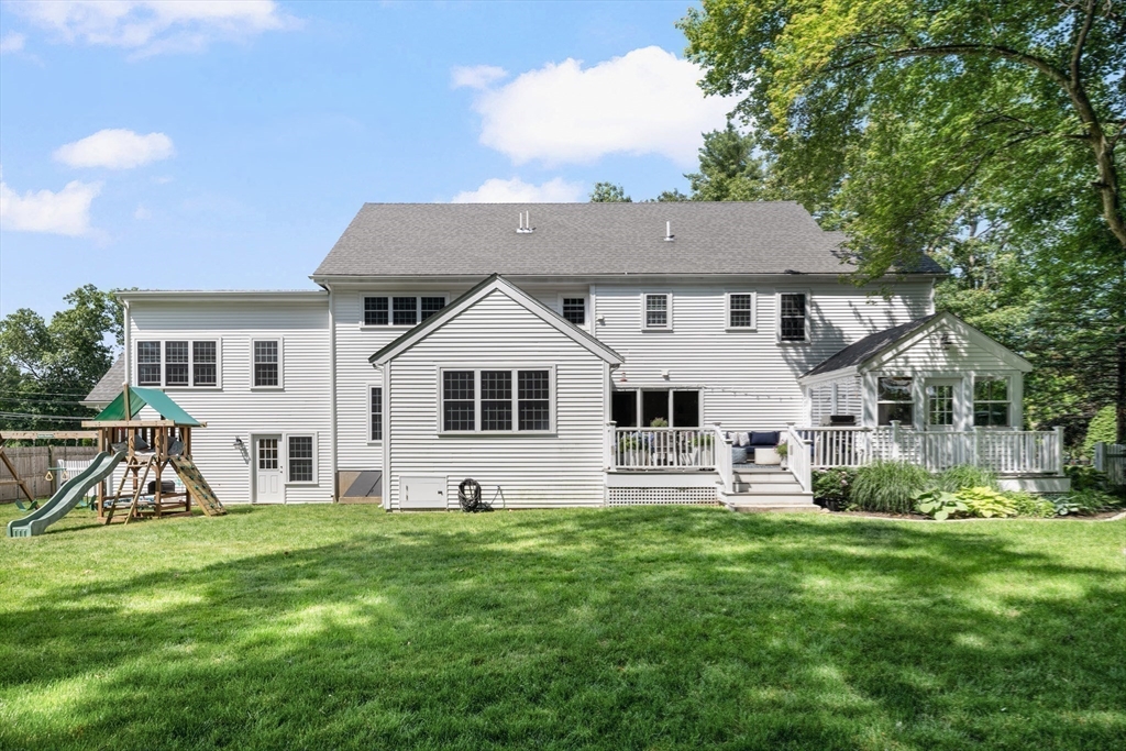 122 Smith Drive Westwood, MA 02090 - Photo 27 of 31