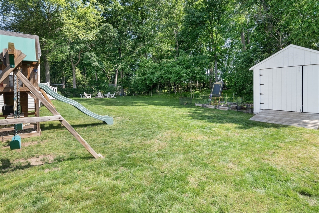 122 Smith Drive Westwood, MA 02090 - Photo 28 of 31