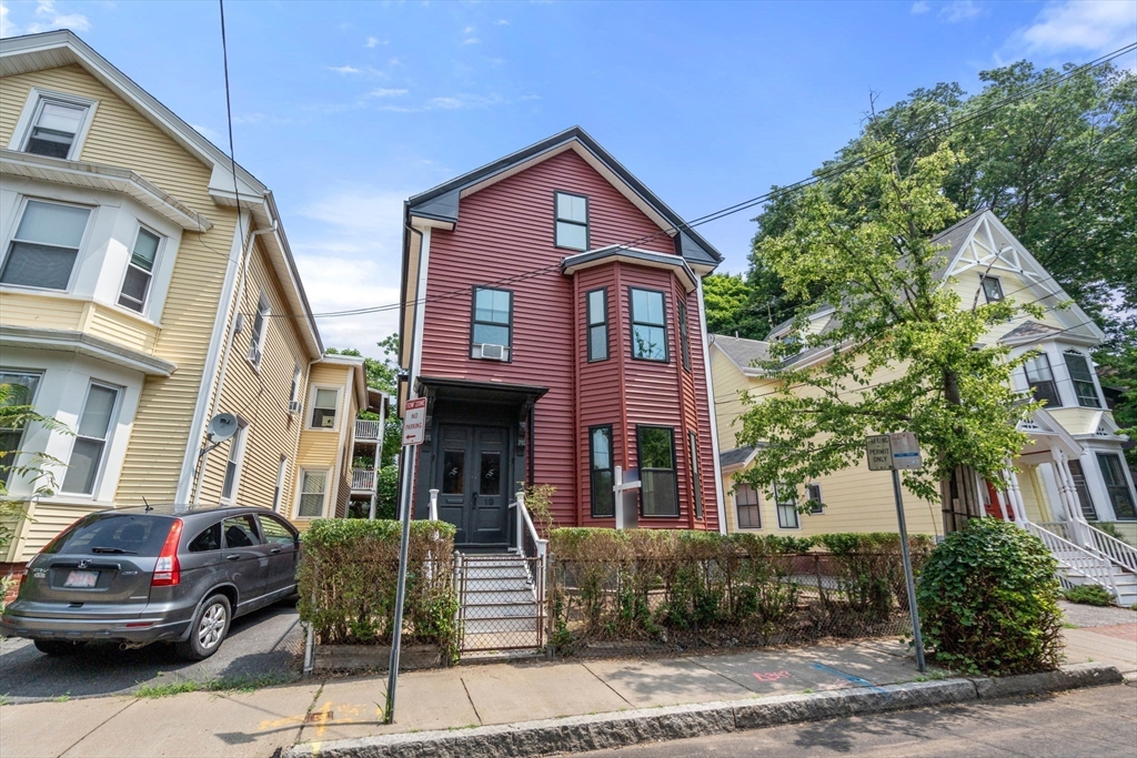 19 Kelly Road Cambridge, MA 02139 - Photo 2 of 25 Gallery Image 2