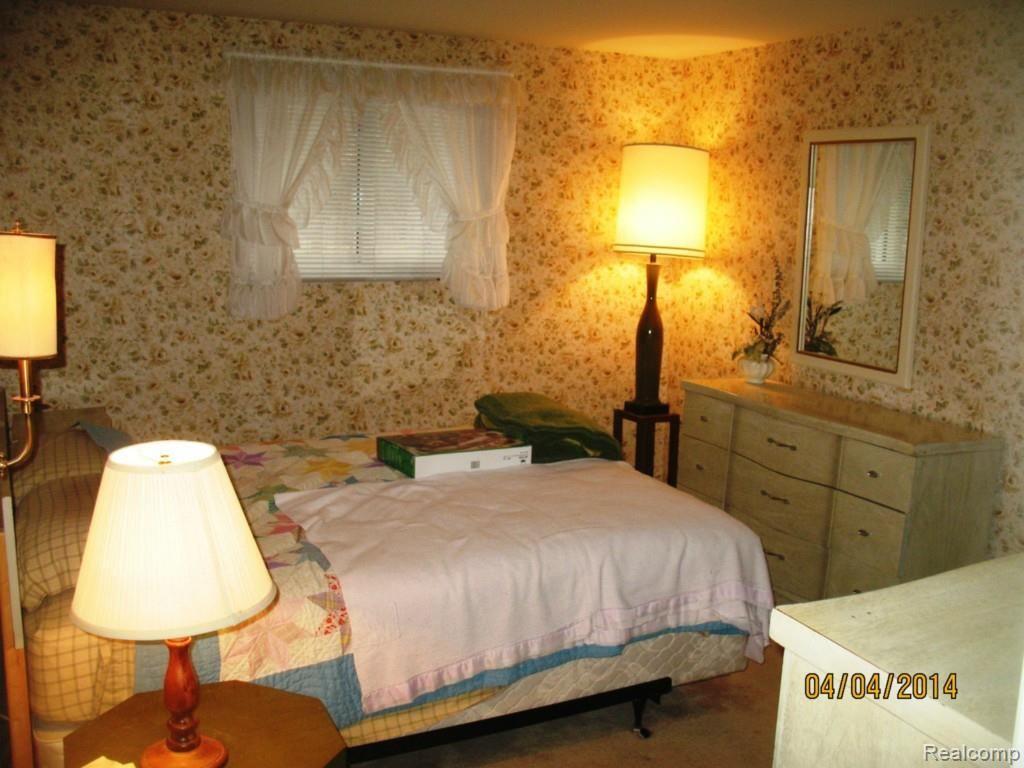 1260 Grebe Road Highland, MI 48357 - Photo 26 of 35 IMG_4428.jpg