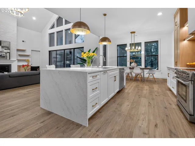 $1,359,000 | 15628 Northeast Caples Road, Brush Prairie, WA 98606