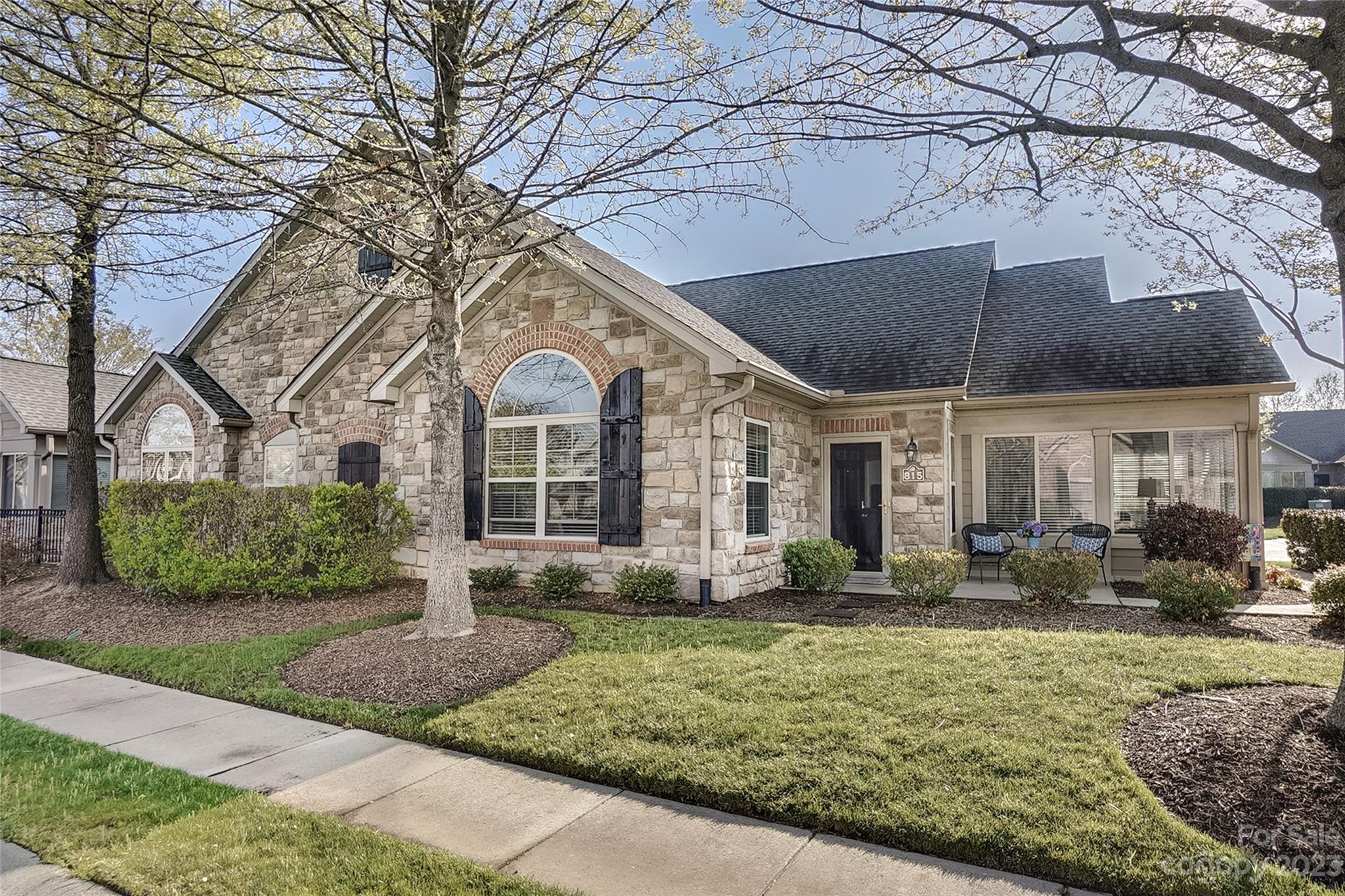 815 Ledgestone Court Tega Cay, SC 29708 - Photo 2 of 39