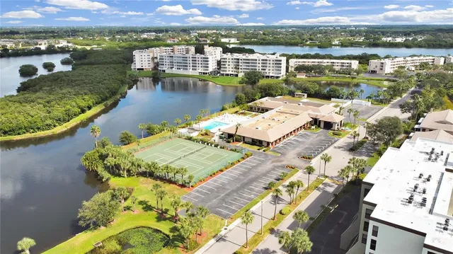 $1,900 | 10038 62nd Avenue North, Unit 8, St. Petersburg, FL 33708