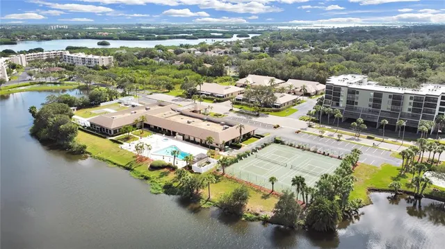 $1,900 | 10038 62nd Avenue North, Unit 8, St. Petersburg, FL 33708