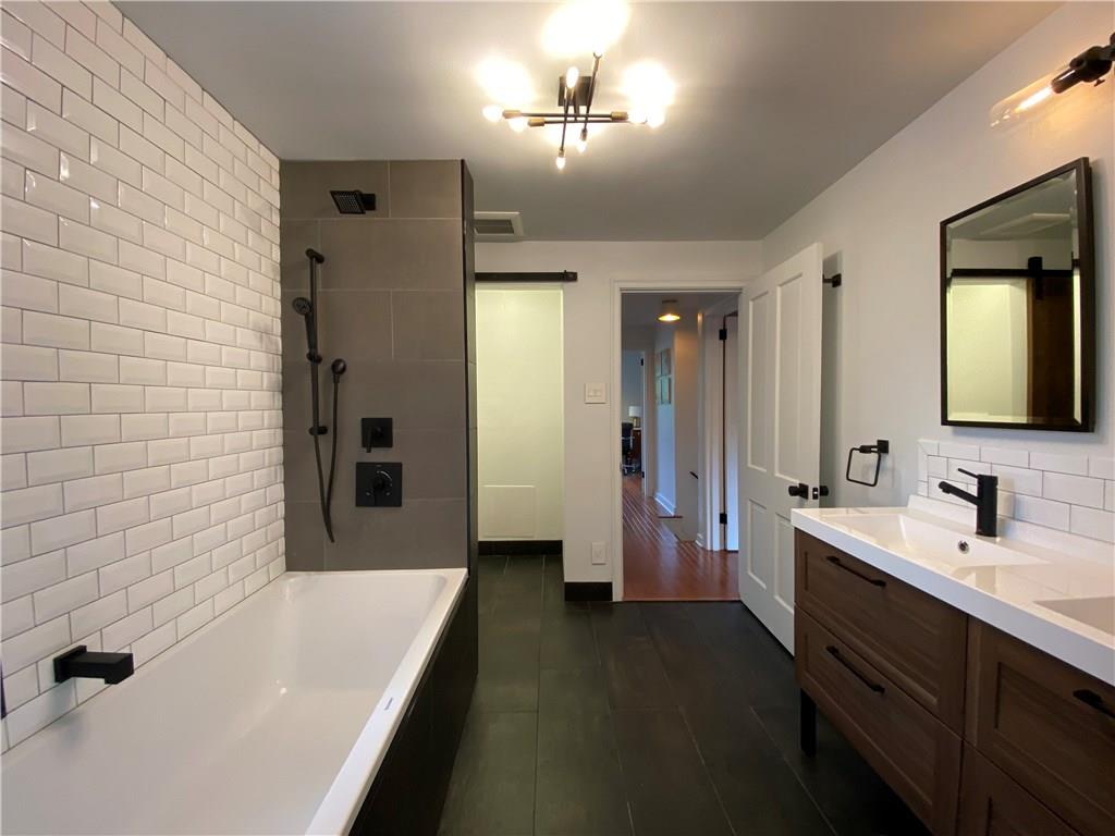 1934 Murdoch Road Pittsburgh, PA 15217 - Photo 17 of 25