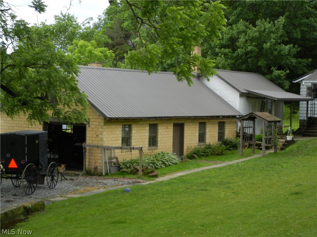 9020 Walnut Creek Bottom Road Northwest Dundee, OH 44624 - Photo 8 of 20 Gallery Image 8