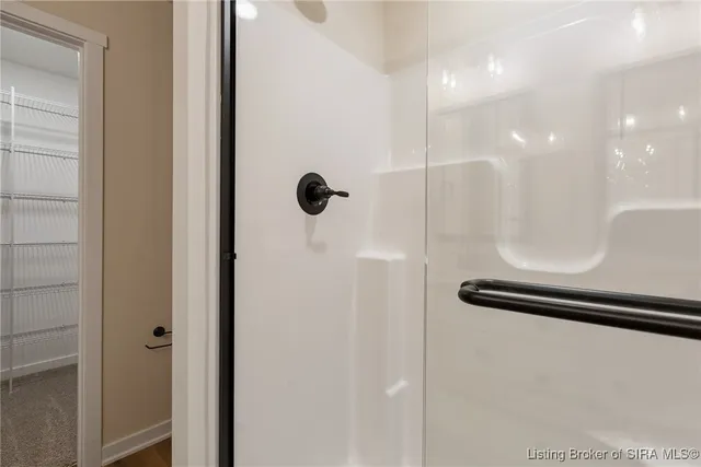 $279,900 | 5703 Harmony Wds Drive, Memphis, IN 47143