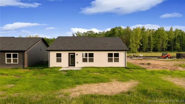 $279,900 | 5703 Harmony Wds Drive, Memphis, IN 47143