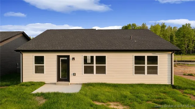 $279,900 | 5703 Harmony Wds Drive, Memphis, IN 47143