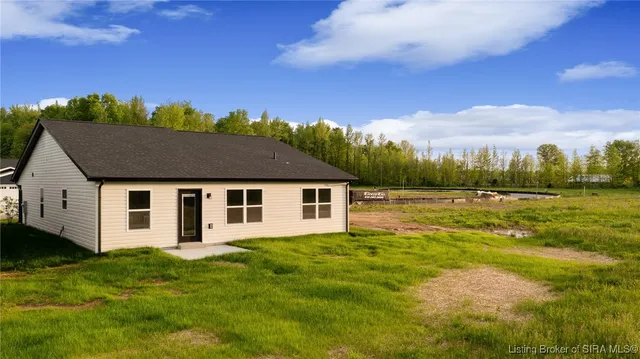 $279,900 | 5703 Harmony Wds Drive, Memphis, IN 47143