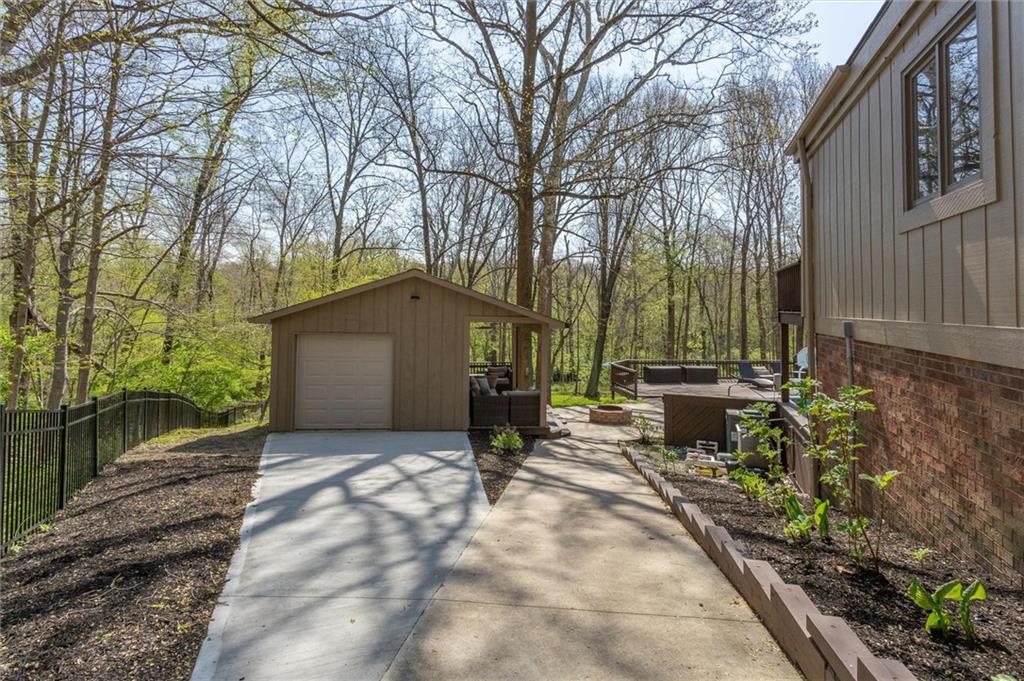 8825 Sargent Road Indianapolis, IN 46256 - Photo 11 of 42 Gallery Image 11
