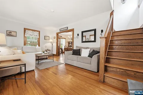 $529,000 | 112 Grove Avenue, Verona, NJ 07044