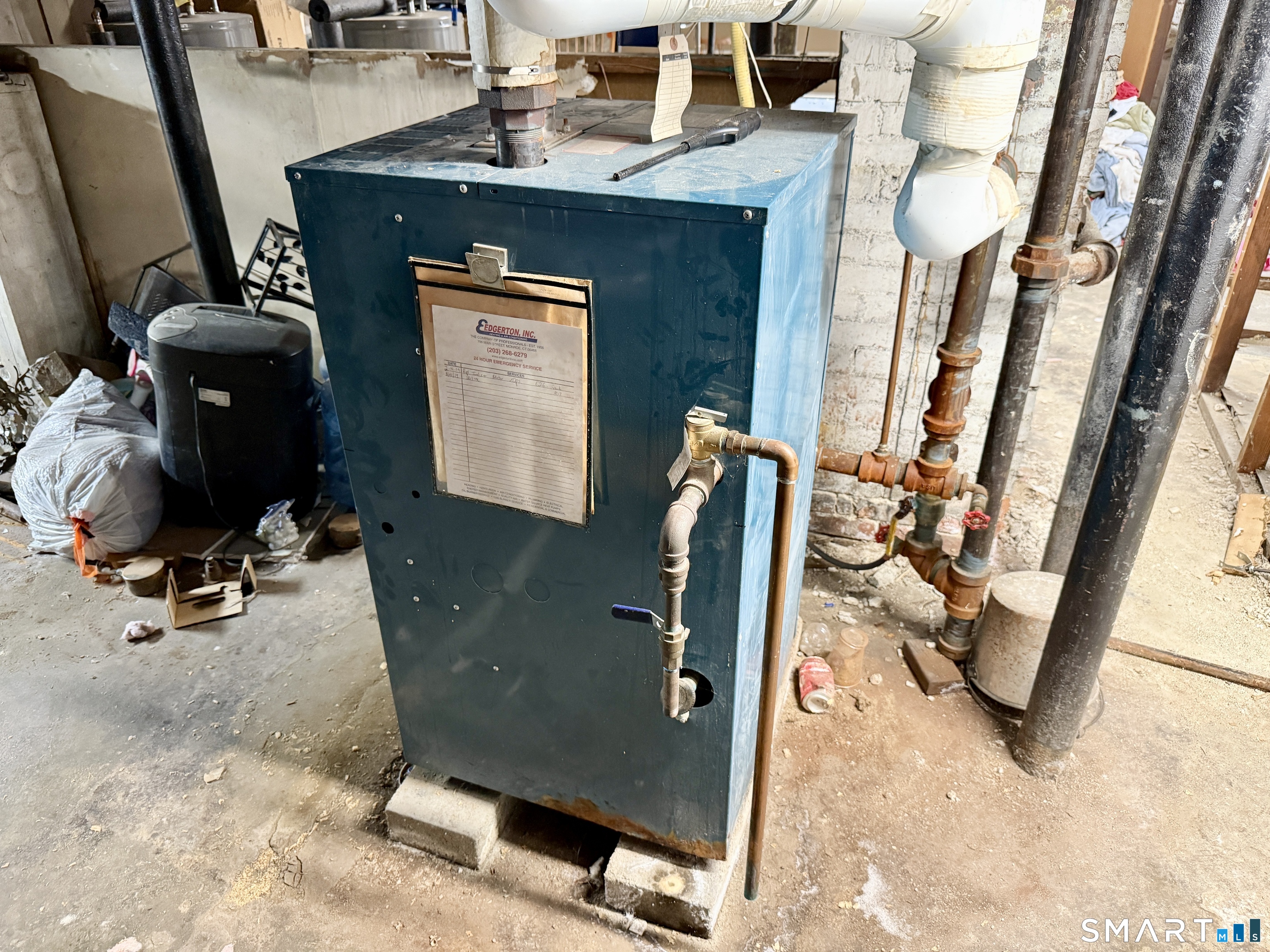 26 Victory Street Bridgeport, CT 06606 - Photo 25 of 32 a view of a room with gym equipment