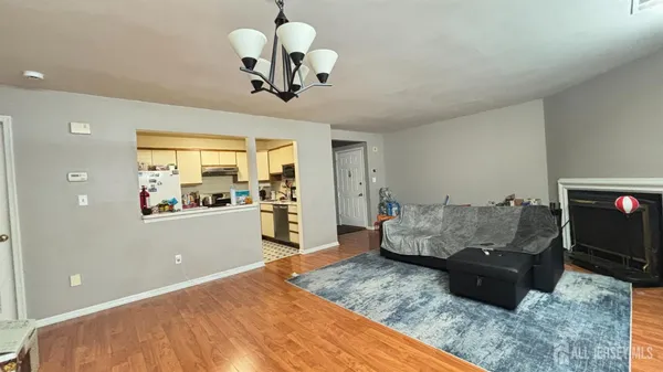 $2,350 | 1107 Woodhaven Drive, Edison, NJ 08817