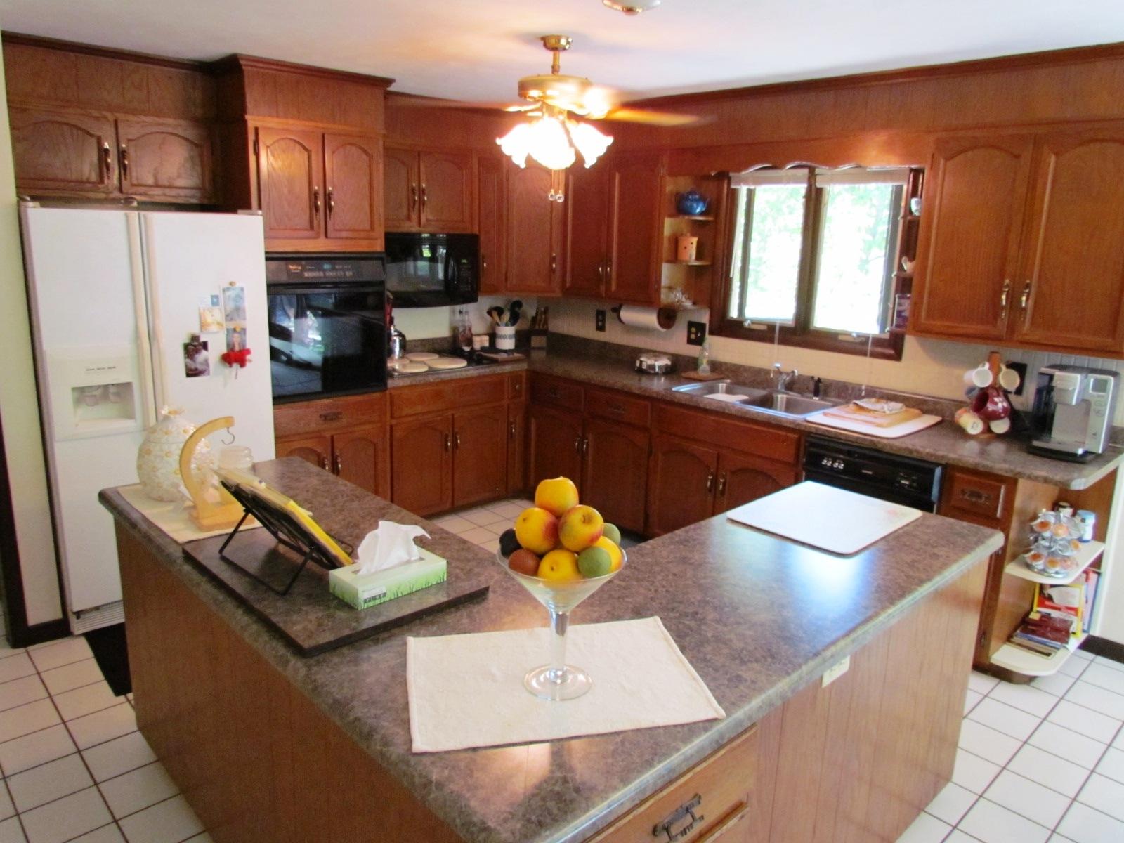 1047 4th Street Blue Ridge, VA 24064 - Photo 13 of 28 Kitchen
