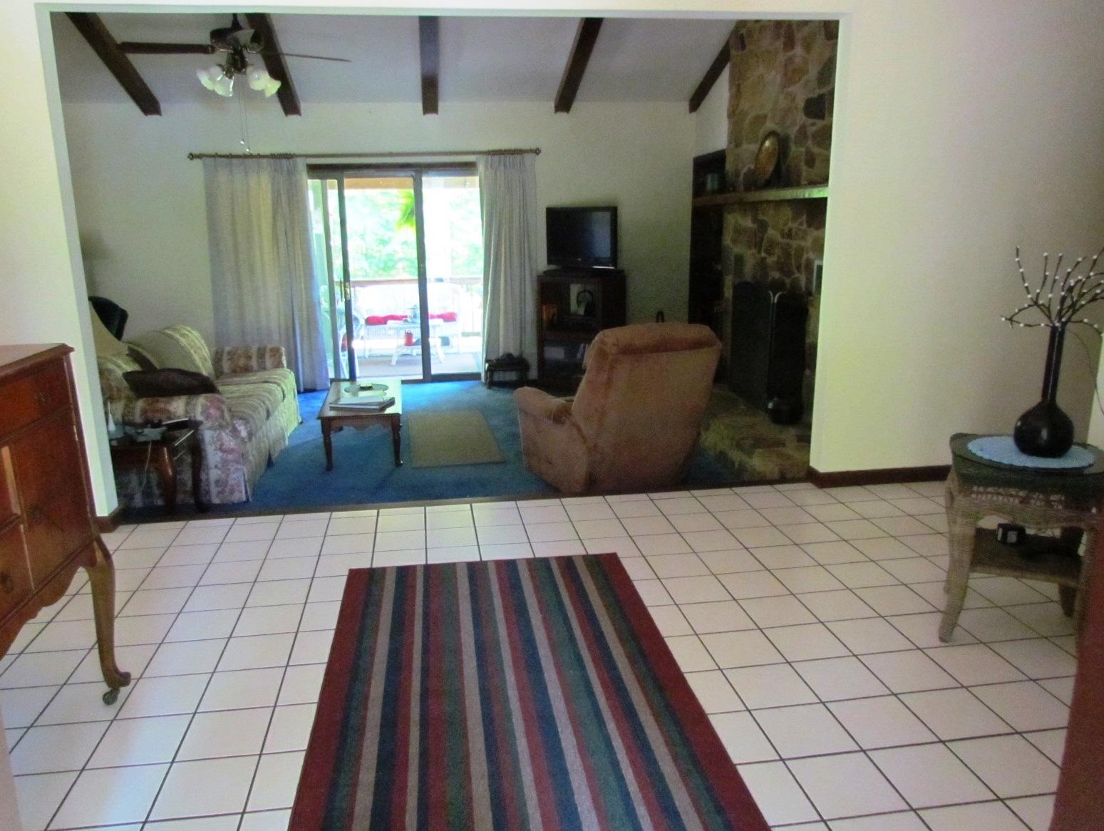 1047 4th Street Blue Ridge, VA 24064 - Photo 3 of 28 Foyer