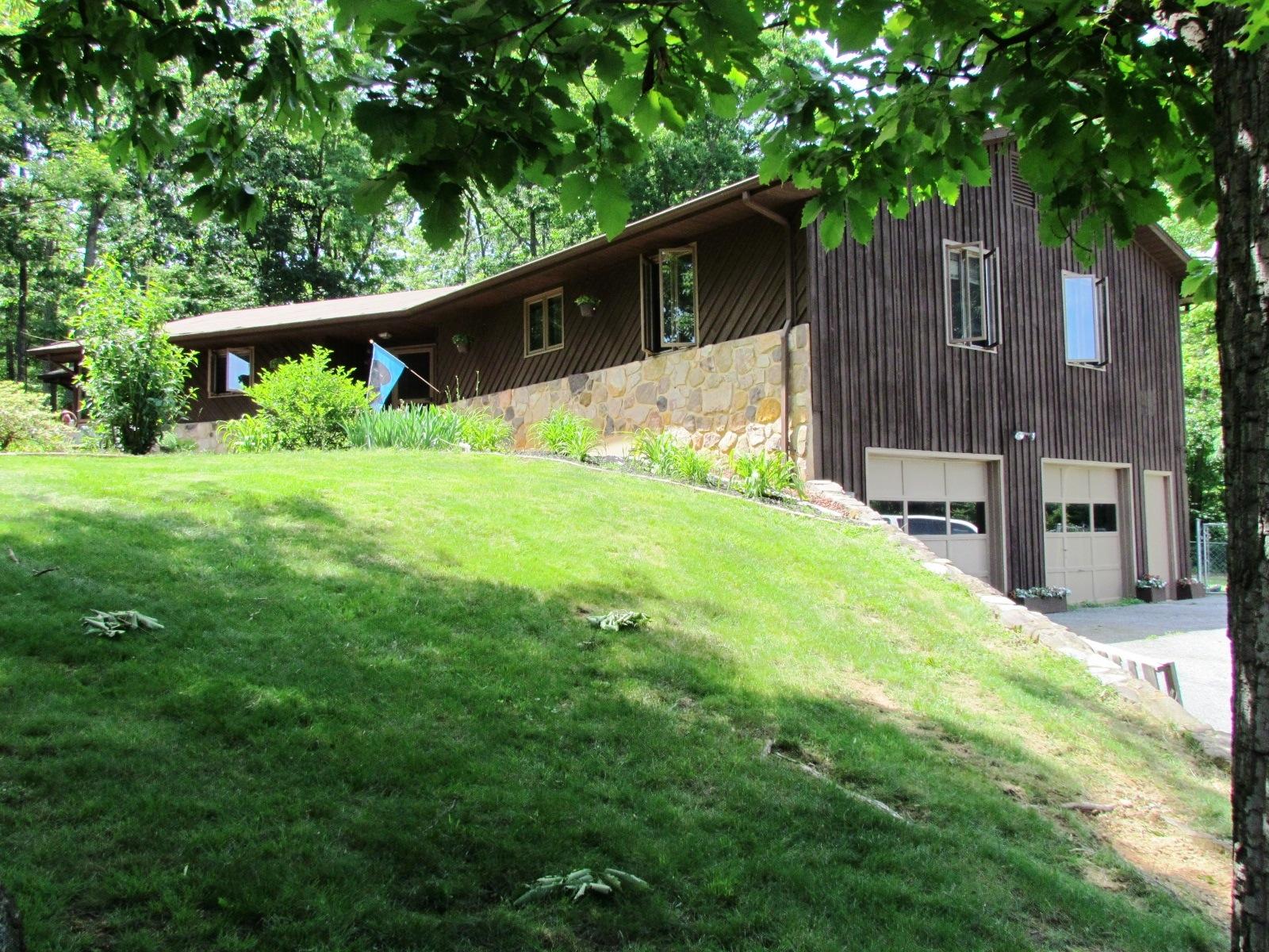 1047 4th Street Blue Ridge, VA 24064 - Photo 26 of 28 Lower Level Oversized 2-Car Garage
