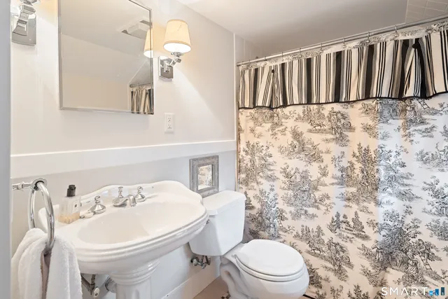 $1,999,999 | 88 Drum Hill Road, Wilton, CT 06897