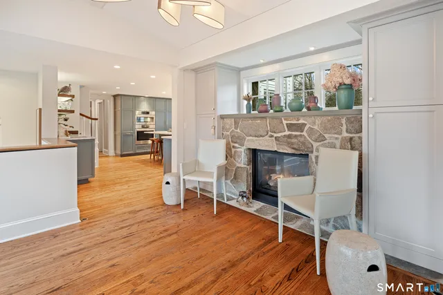 $1,999,999 | 88 Drum Hill Road, Wilton, CT 06897